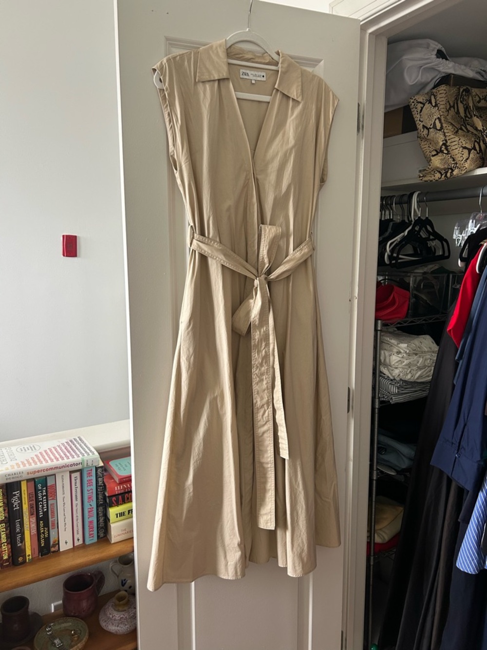 Zara Light Khaki Cap Sleeve Shirtdress with Tie Waist, size medium